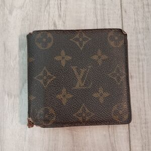 Louis Vuitton Monogram Bifold Wallet Men’s Authentic